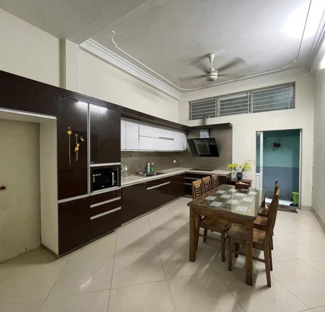 Bán nhà Ngõ 64 Vũ Trọng Phụng, gần ô tô, ngõ thông, sổ đỏ đẹp, 71m, 4tầng, nhỉnh 6 tỷ 