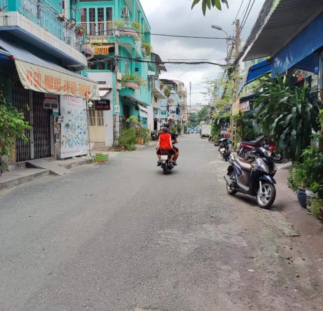 BÁN NHÀ: HẺM 3 GÁC ĐỖ CỬA - VÀI BƯỚC RA HXH - NHÀ ĐẸP - NỘI THẤT TỐT - 3 TẦNG KIÊN CỐ.GIÁ 2TỶ6  