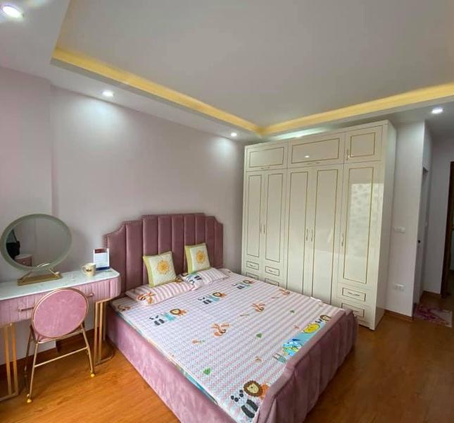 CHỦ MỚI KÝ GỬI Tô Hiến Thành , Q10 DT 35m2 ,6,5 TỶ ,giảm sâu nhính 4 tỷ , kế bên Quận 3