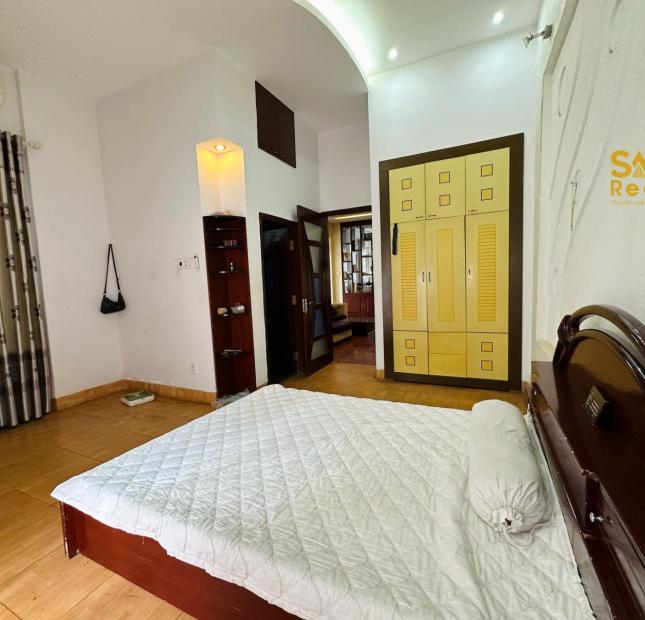 Nhà 3 lầu 2 mặt tiền kinh doanh đường Lý Thái Tổ - 18 tỷ