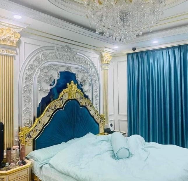 BÁN NHÀ PHÂN LÔ CẦU GIẤY- DT 58M-THANG MÁY-Ô TÔ TRÁNH-KINH DOANH ĐỈNH- GIÁ CHỈ 10 TỶ