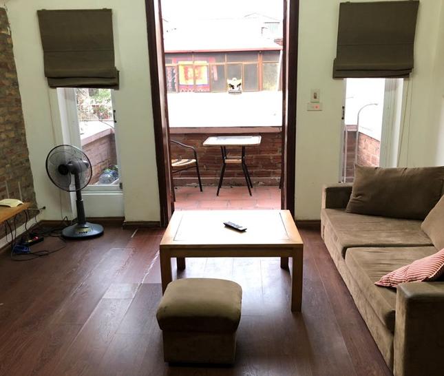 Cho thuê Căn Chung cư mini 1N,1K phố  Thụy Khuê, Tây Hồ. Ban công thoáng View hồ. Chỉ 6.5tr