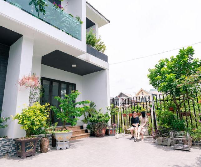 Cho thuê biệt thự sân vườn có hồ bơi ngay trung tâm phường 1