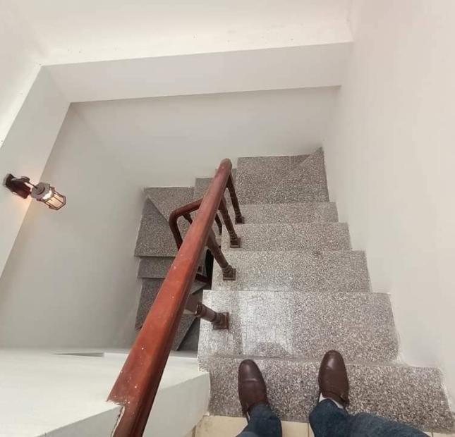 Bán nhà riêng tại Đường Trường Chinh, Thanh Xuân,  Hà Nội diện tích 35m2  giá 4,200,000,000 Tỷ