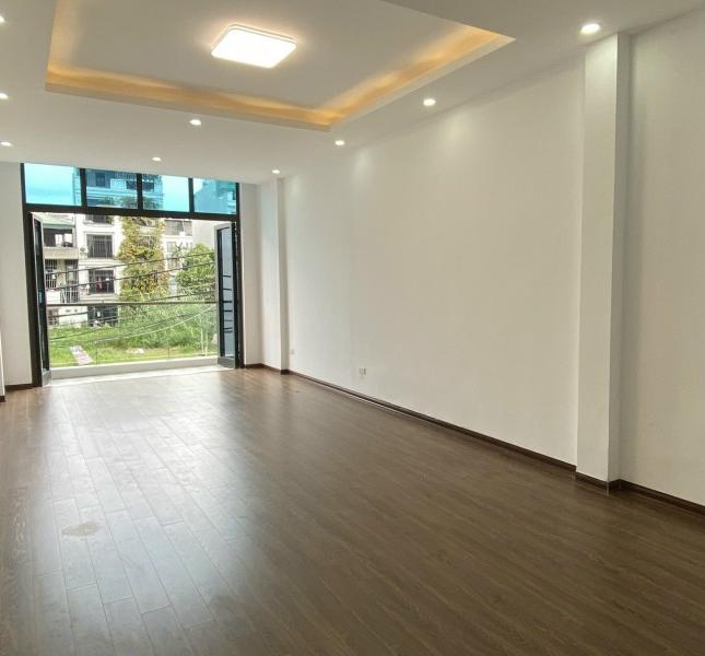 Bán nhà Đàm Quang Trung,Long Biên 5 tầng ,48 m2 ,Mt 4m ,gara hơn 6 tỷ