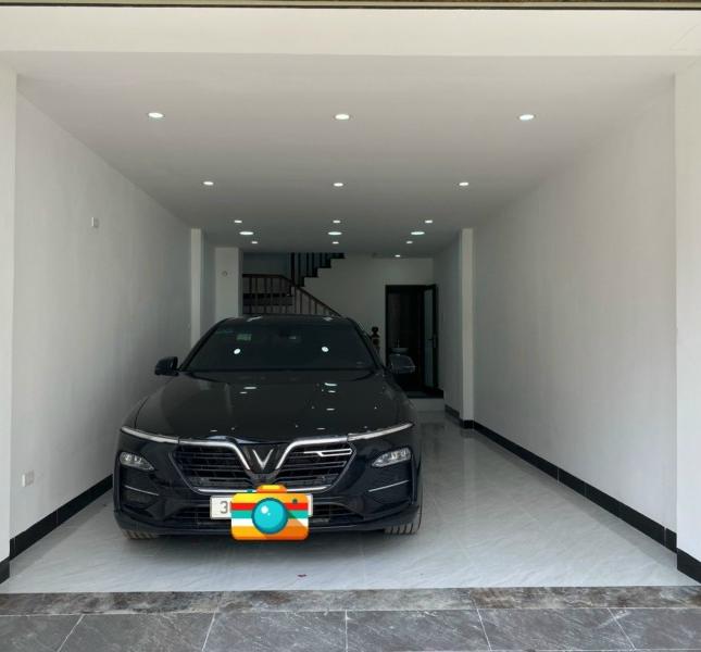 Bán nhà Đàm Quang Trung,Long Biên 5 tầng ,48 m2 ,Mt 4m ,gara hơn 6 tỷ