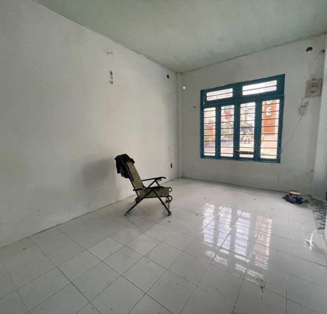 BÁN NHÀ TRẦN XUÂN SOẠN HẺM Ô TÔ , NGANG KHỦNG 7.4M , 50.17 M2 , NHỈNH 6 TỶ