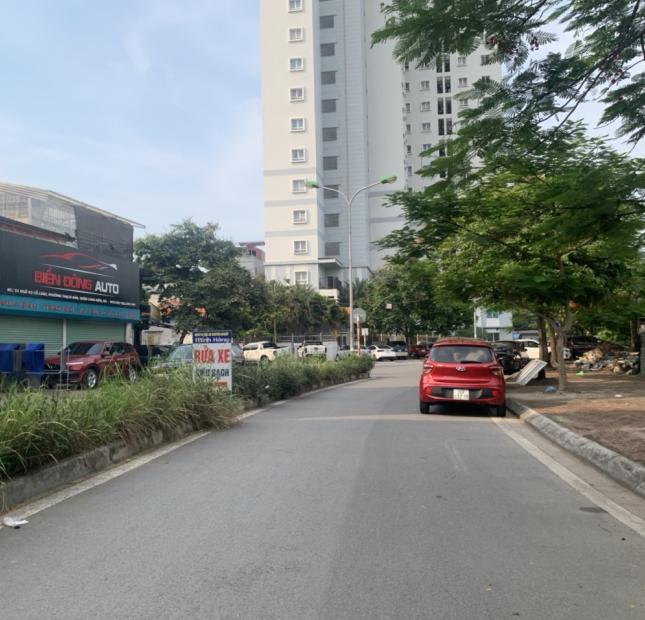 Bán 90m đất ngõ 63 Cổ Linh, trước đường sau đường, view hồ Ben hướng ĐN, vị trí kinh doanh