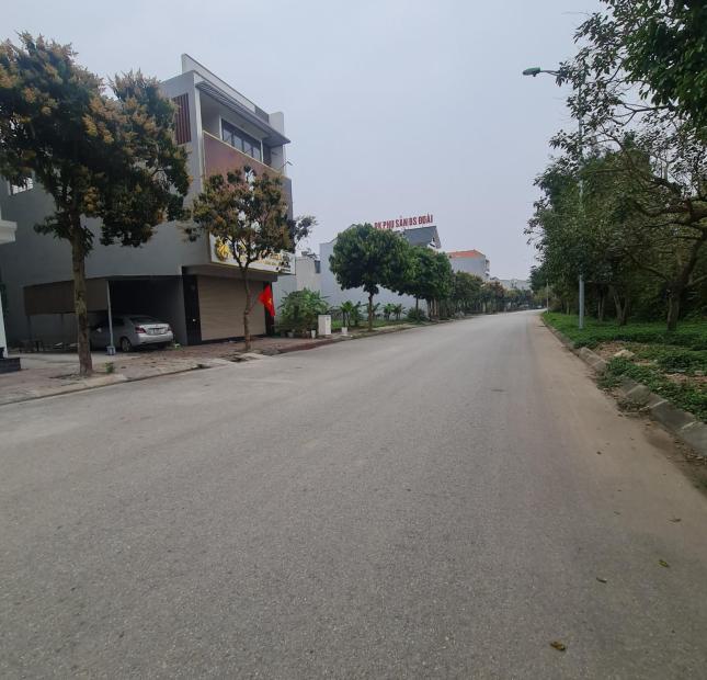 Bán đất LK3 khu A Nam Đầm Vạc, Vĩnh Yên, DT 104m2
