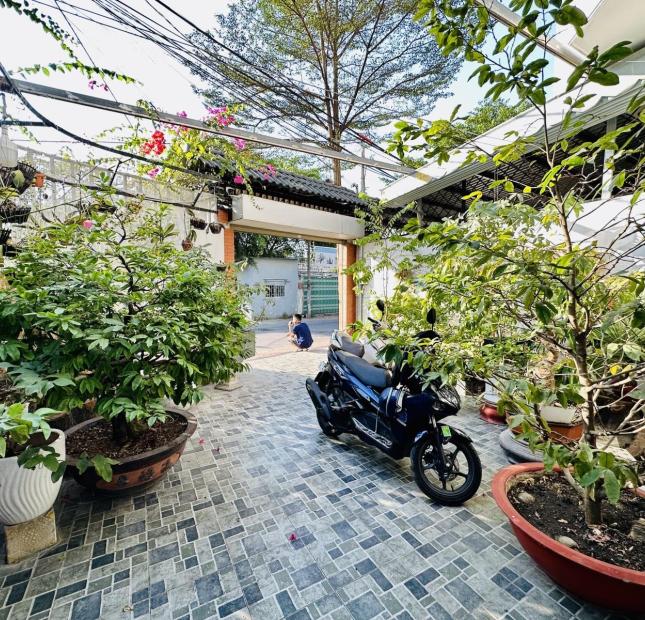 Bán nhanh nhà Tỉnh lộ 43, Bình Chiểu Thủ Đức, HXH, 120m2, giá 5,7 tỷ TL.