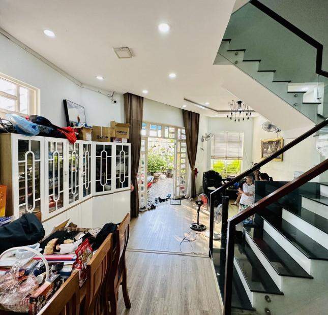 Bán nhanh nhà Tỉnh lộ 43, Bình Chiểu Thủ Đức, HXH, 120m2, giá 5,7 tỷ TL.