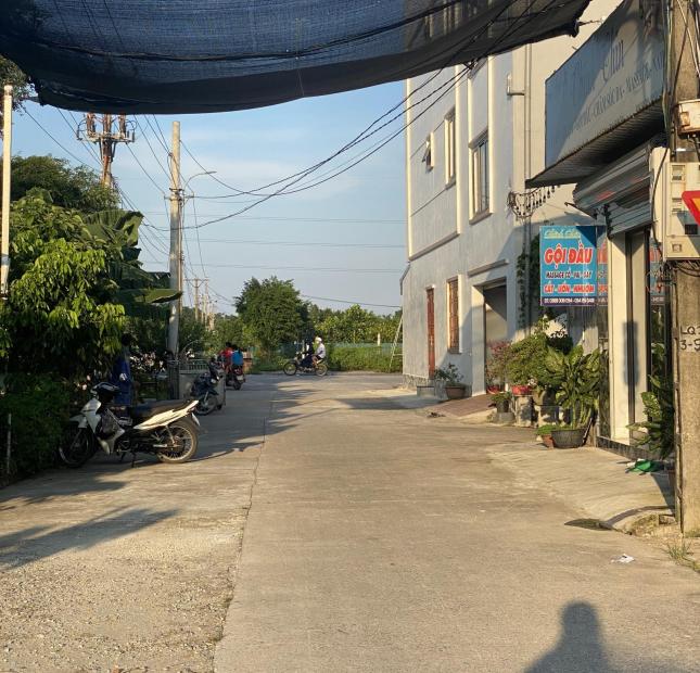 Bán giá cực rẻ 63m2 bìa làng Lương Quy – Xuân Nộn – Đông Anh, đường 8m. Lh 0981568317