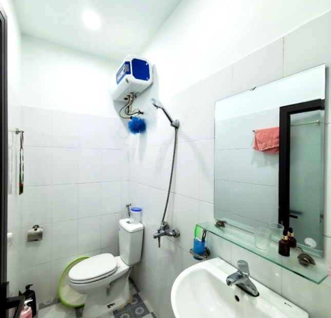 Bán nhà ngõ 236 Khương Đình, mới đẹp, ở ngay, SĐCC nở hậu, 33m2x4T, nhỉnh 4 tỷ.