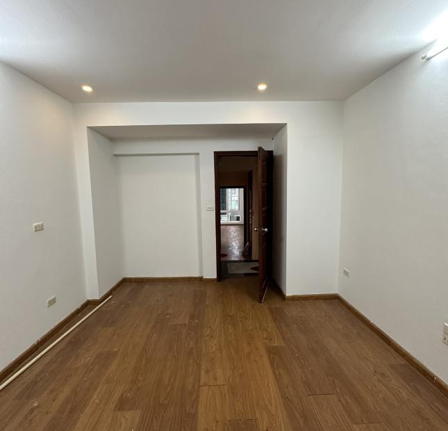 BÁN NHÀ ĐẸP ĐƯỜNG CẦU GIẤY 44M2x4 TẦNG, MẶT ~4M, NGÕ THÔNG, 10M RA PHỐ OTO TRÁNH, 2 THOÁNG