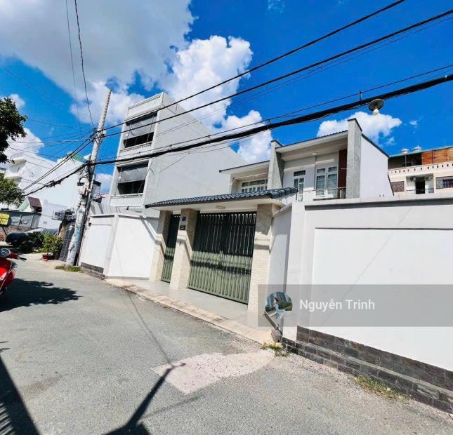 Bán Gấp Nhà Ngay Trung Tâm Hoàng Diệu 2