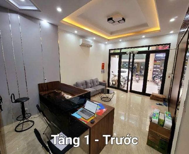 bán gấp nhà gần Bưu điện Hà Đông đường  ô tô,  thang máy, kinh doanh nhỉnh 6 tỷ. LH 0962780005