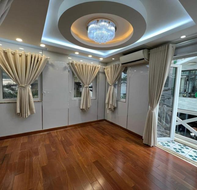 Nhà hẻm xe hơi 6m Nguyễn Tri Phương - Sát ĐH UEH cơ sở B - Tặng nội thất - Nhỉnh 7 tỏi