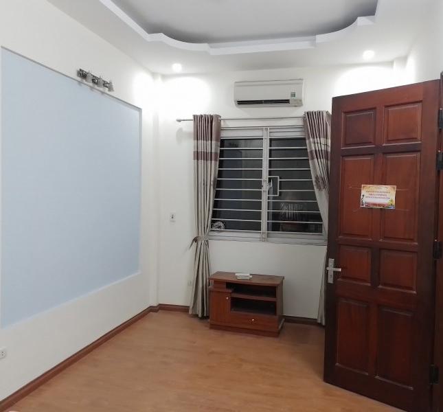 Bán nhà Nguyễn Lương Bằng 28m2 4 tầng, view vườn hoa 1/6, 2 thoáng trước sau, 4,2 tỷ