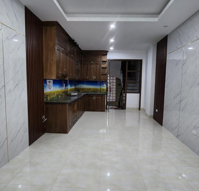 Bán nhà đẹp Ngõ 1 Bùi Xương Trạch, gần phố, thang máy, ở ngay, 38m*6T nhỉnh 6 tỷ