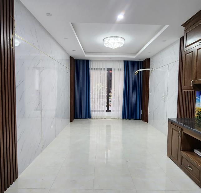 Bán nhà đẹp Ngõ 1 Bùi Xương Trạch, gần phố, thang máy, ở ngay, 38m*6T nhỉnh 6 tỷ