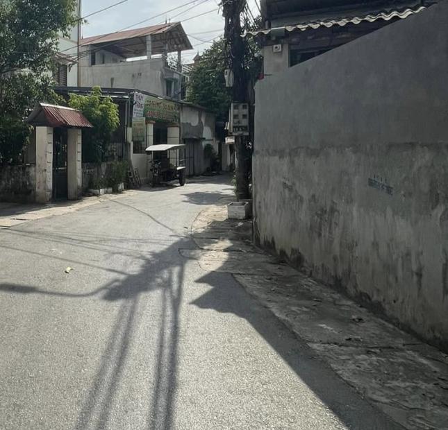Bán đất 65m An Dương Vương, Tây Hồ, ô tô vào đất, khu dân trí cao, an ninh tốt