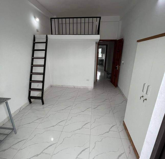 Bán Căn CCMN Cao Cấp Ngõ 87 Yên Xá Phòng Thoáng Mát Gía 5,5 Tỷ Có TL.SĐT 0346188148