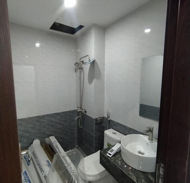Bán nhà vip nhất Bùi xương Trạch thanh Xuân Hà Nội ô tô đỗ cửa 