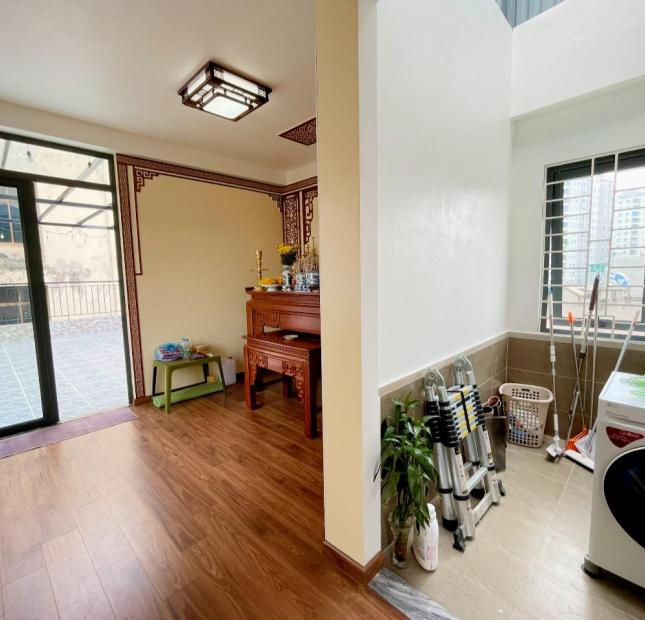 Bán nhà đẹp Minh Khai 65m2, 6 Tầng Thang Máy, Lô góc – Ô tô – Kinh doanh, giá 17,x tỷ
