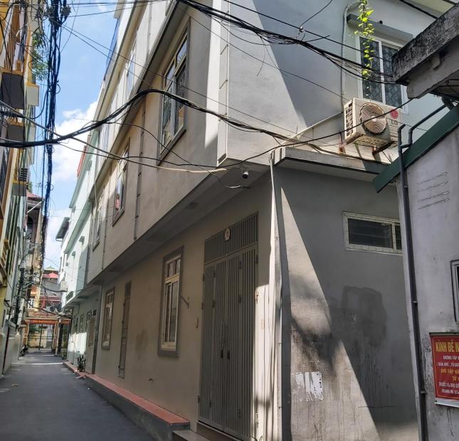 Cần tiền bán gấp nhà lô góc 3 mặt thoáng tại phường Quang Trung Hà Đông