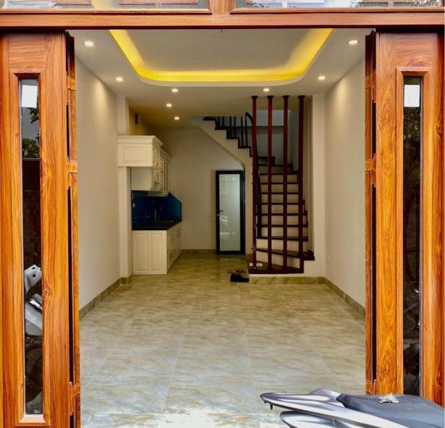 3.3 tỷ-5T*36m2 mặt ngõ- thuộc La Dương, 2p ra trường TH Dương Nội A, Thiên Đường Bảo Sơn, AEON Hà Đông, đầy đủ tiện ích cho gia đình. LH 0814977869