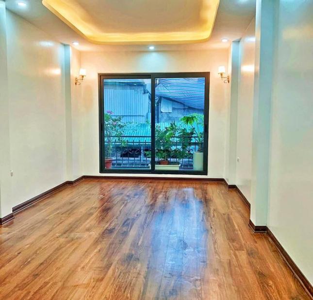 3.3 tỷ-5T*36m2 mặt ngõ- thuộc La Dương, 2p ra trường TH Dương Nội A, Thiên Đường Bảo Sơn, AEON Hà Đông, đầy đủ tiện ích cho gia đình. LH 0814977869