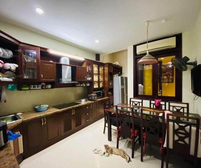 Bán nhà ngõ 168 Trung Kính 60m, 12.8 tỷ,  sát phố, nội thất xịn, ô tô vào nhà 0343564283