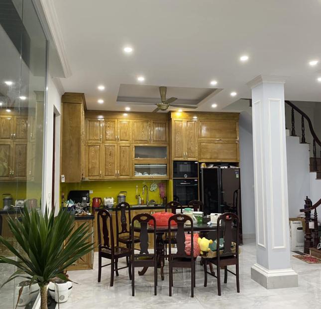 Bán nhà đẹp GR oto Khương Trung Thanh Xuân 68m2 5t mt 7.5m chỉ 9 tỷ TLCC 0917420066