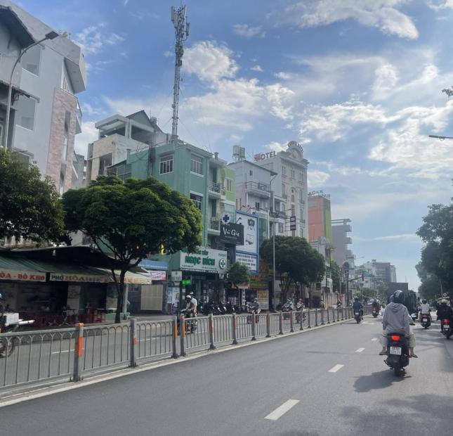 Bán GẤP nhà hạ giá còn 8 tỷ ngay chợ Gò Vấp 75m2 ngang 5.2m 3 tầng hẻm 6m Nguyễn Thái Sơn.