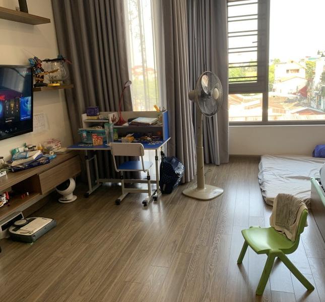 Nhà Đẹp, Lô góc, 5 Tầng, Thang Máy, Mặt Phố 30m, Hàng xóm HC Golden, WellSpring.