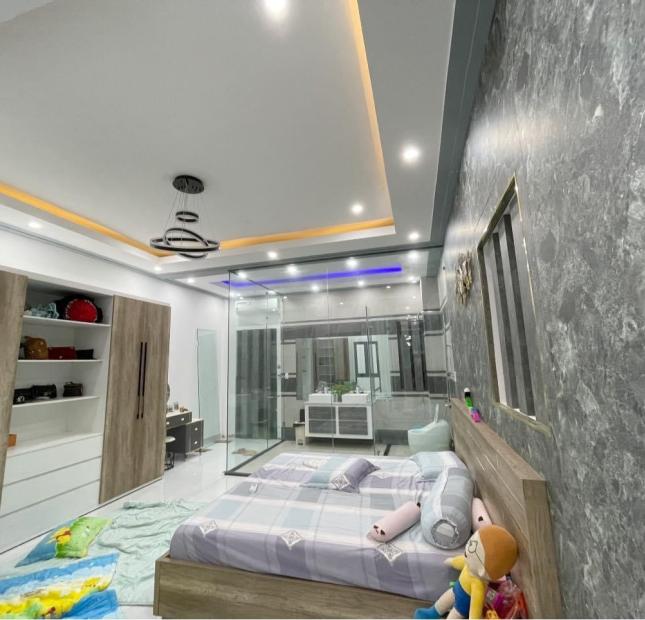 Bán nhà Minh Khai 6T thang máy, lô góc, ô tô tránh, gara, KD, 3 mặt thoáng