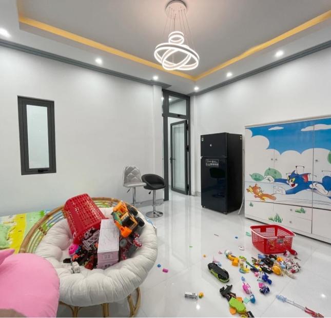 Bán nhà Minh Khai 6T thang máy, lô góc, ô tô tránh, gara, KD, 3 mặt thoáng