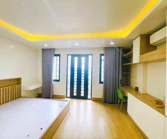 Nhà ĐẸP 36m2X3T- Phố Hoàng Diệu- Gần Chợ HĐ- Ô TÔ lùi cửa - Ngõ 3 gác tránh- Nhỉnh 4 tỷ