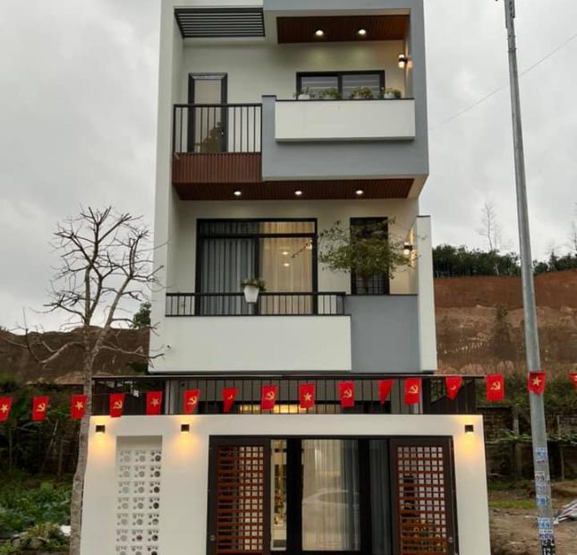 Bán biệt thự 3 tầng mặt phố Nguyễn Sơn P.Hòa Cường Q.Hải Châu 