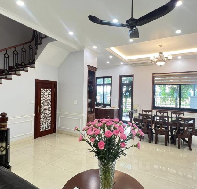 Bán nhà phố Lê Trọng Tấn, phân lô, ô tô tránh, 125m, mt 9m, 20 tỷ