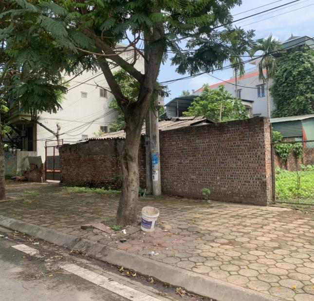 Chính chủ anh hàng xóm cần bán gấp 76m2 ngõ 531/16 Bát Khối, Thạch Bàn đường ô tô tránh