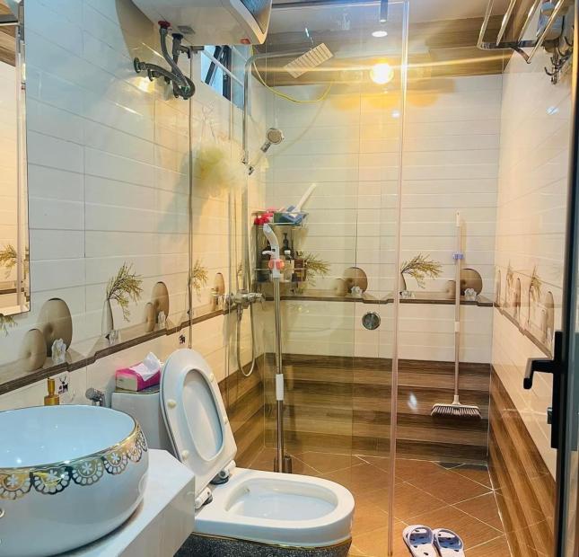 Bán nhà phố Lê Trọng Tấn, 2 phút đi bộ ra Bệnh viện Bưu Điện, 38m2 6.2 tỷ
