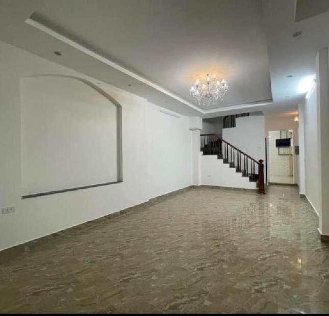 Bán nhà Á Hậu  Phố Nguyễn Trãi, Thanh Xuân 80m4t giá 5.15 ty