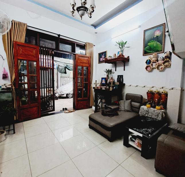 bán gấp nhà HXH đẹp, 4 tầng, tặng nội thất  đường 26-3  Bình Tân, khu VIP chỉ  4.x tỷ. 