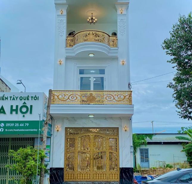 Bán nhà 3 tầng MT đường D33 KDC Hồng Loan . Sổ hồng . Giá rẽ