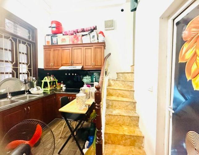 Chính chủ cần bán hoặc cho thuê nhà 4 tầng- 36m2, diện tích sử dụng, 150m. Khu vực Phố Tây Sơn,