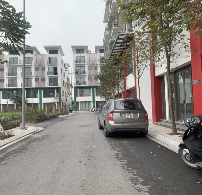 Cần bán gấp căn liền kề Khai Sơn Town 2, Ngọc Thụy ngay chân chung cư, kinh doanh buôn bán tốt
