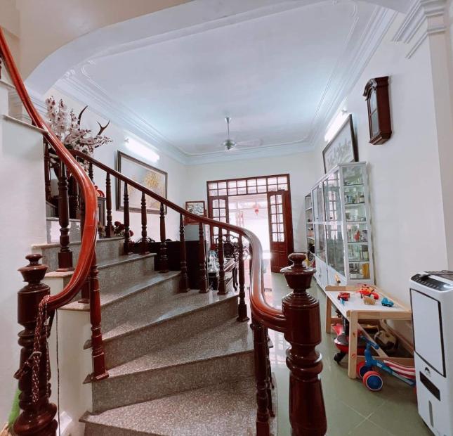 Bán nhà mặt ngõ 192 Kim Giang 65m2, giá 6.96 Tỷ