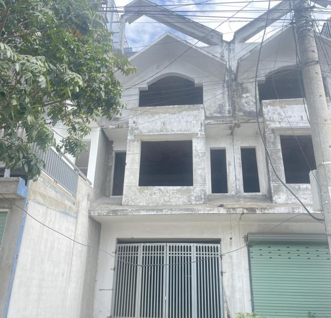 CƠ HỘI ĐẦU TƯ HẤP DẪN - CHUYỂN NHƯỢNG NHÀ 4 TẦNG MẶT TIỀN TỈNH LỘ 10 GREEN CITY