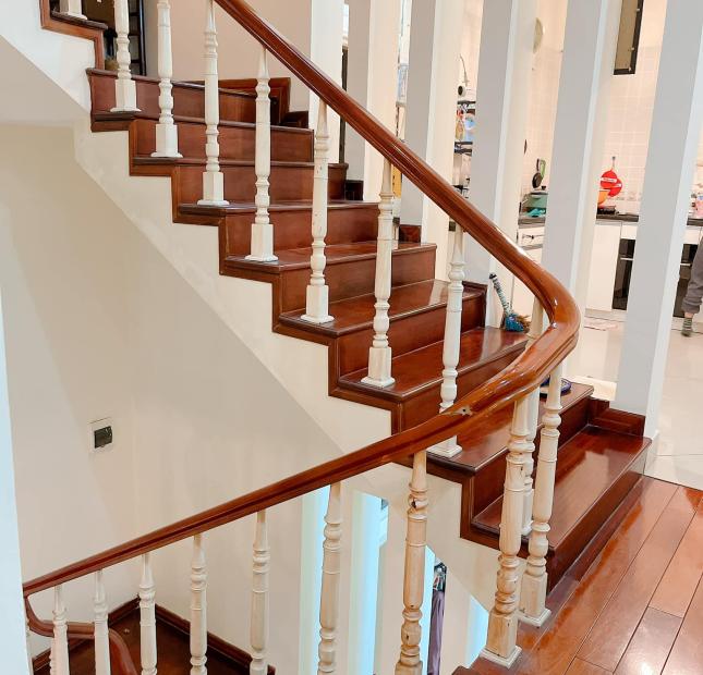 BÁN NHÀ THỤY KHUÊ, TÂY HỒ 59m2 3T 5.9TỶ. NHÀ TO GIÁ RẺ, NGÕ NÔNG, CHỦ MÓT BÁN MẶT TIỀN RỘNG 6.2M,XÂY CHDV,CCMN